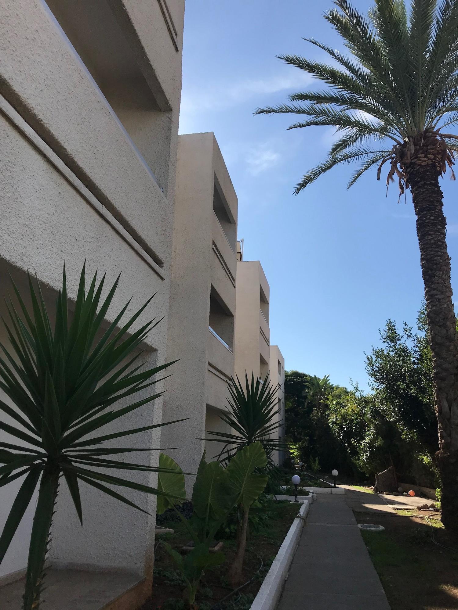 Daphne Hotel Apartments Paphos Buitenkant foto