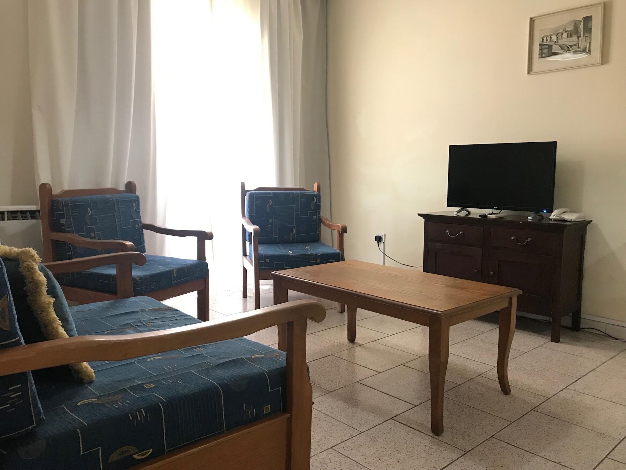 Daphne Hotel Apartments Paphos Buitenkant foto