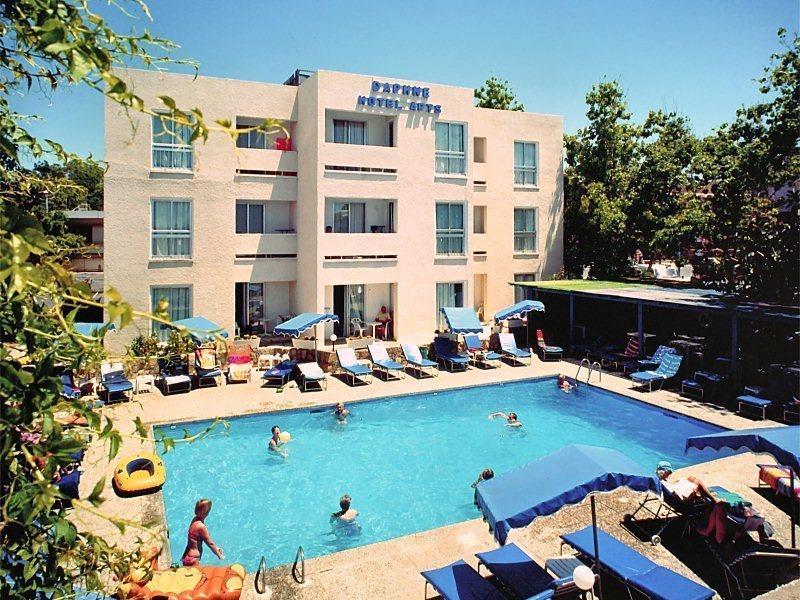 Daphne Hotel Apartments Paphos Buitenkant foto