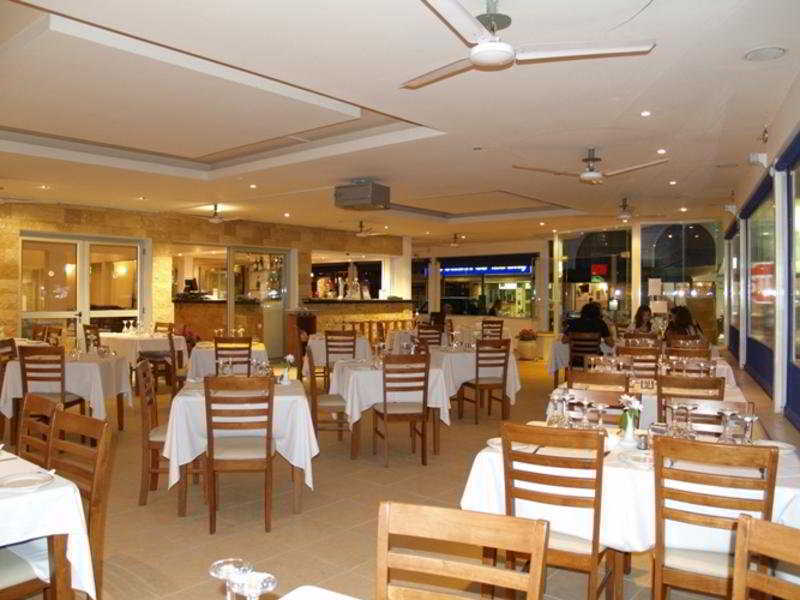 Daphne Hotel Apartments Paphos Buitenkant foto
