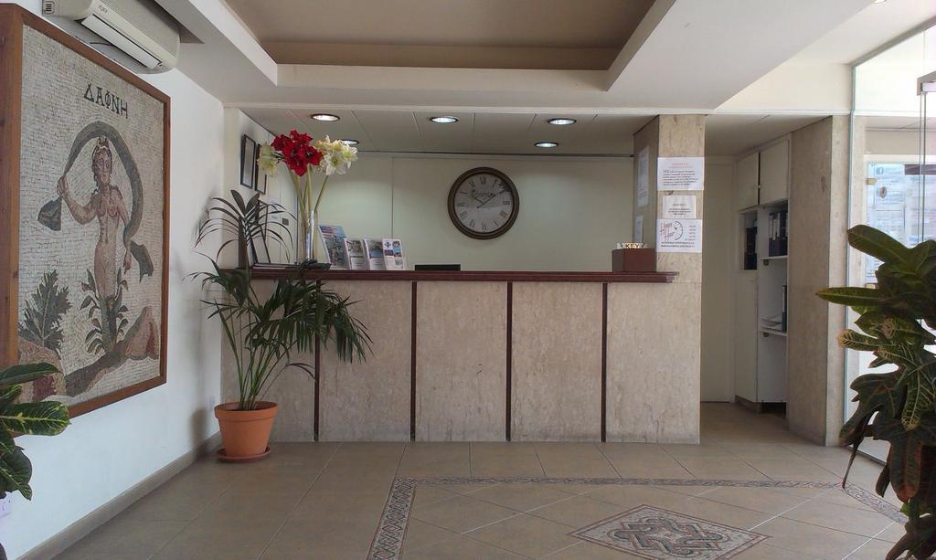 Daphne Hotel Apartments Paphos Buitenkant foto