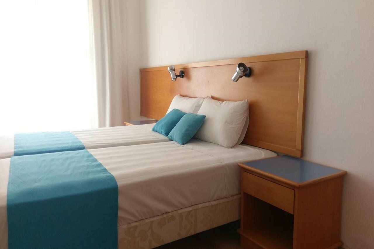 Daphne Hotel Apartments Paphos Buitenkant foto