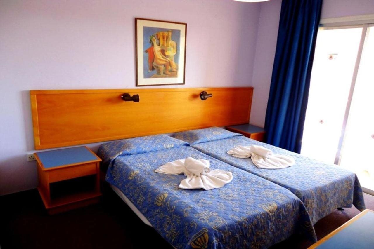 Daphne Hotel Apartments Paphos Buitenkant foto